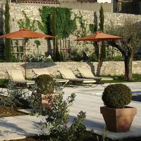 Le Relais De *